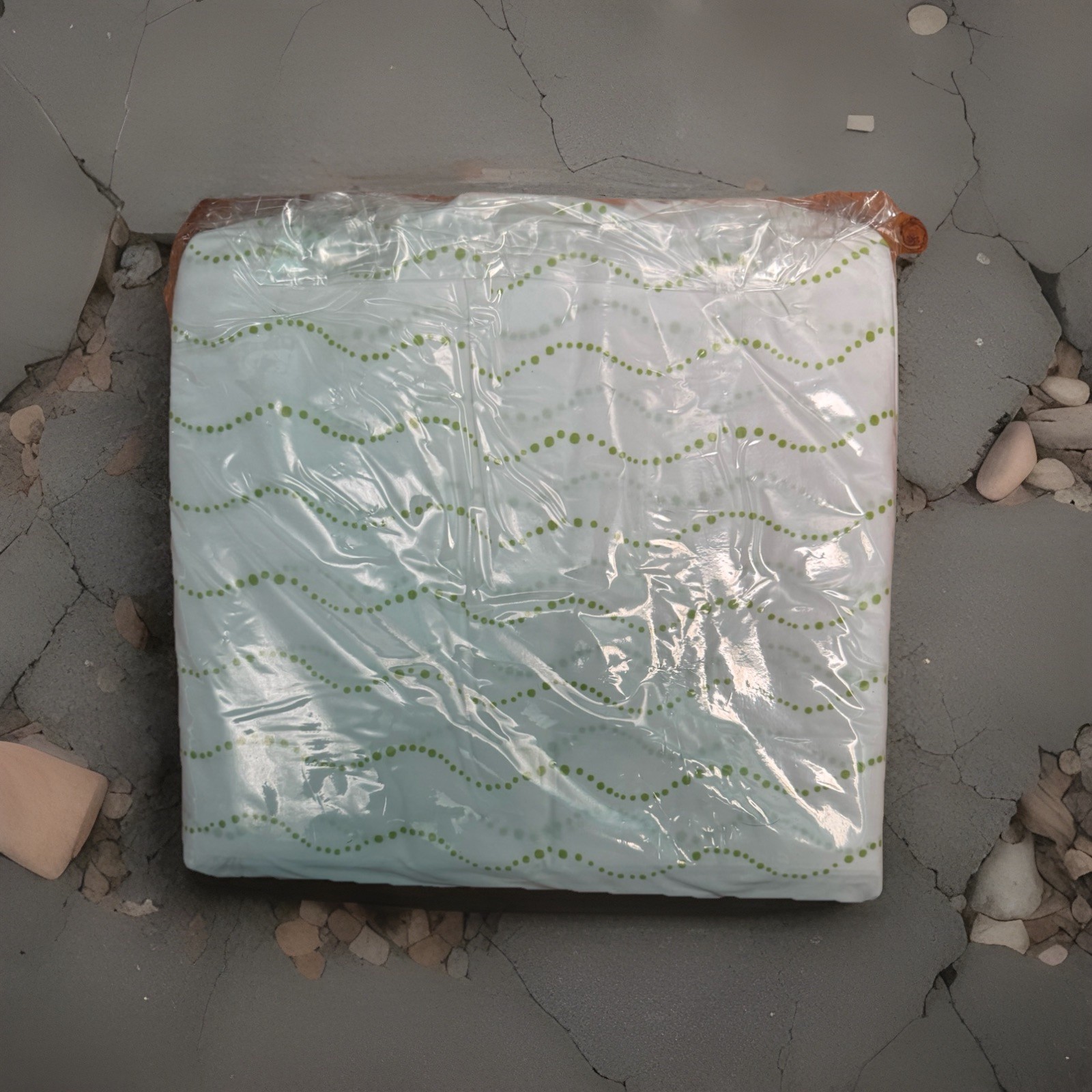 Brand New December Made 100% Organic Cotton Twin Duvet Cover Green Dotty Print gallery