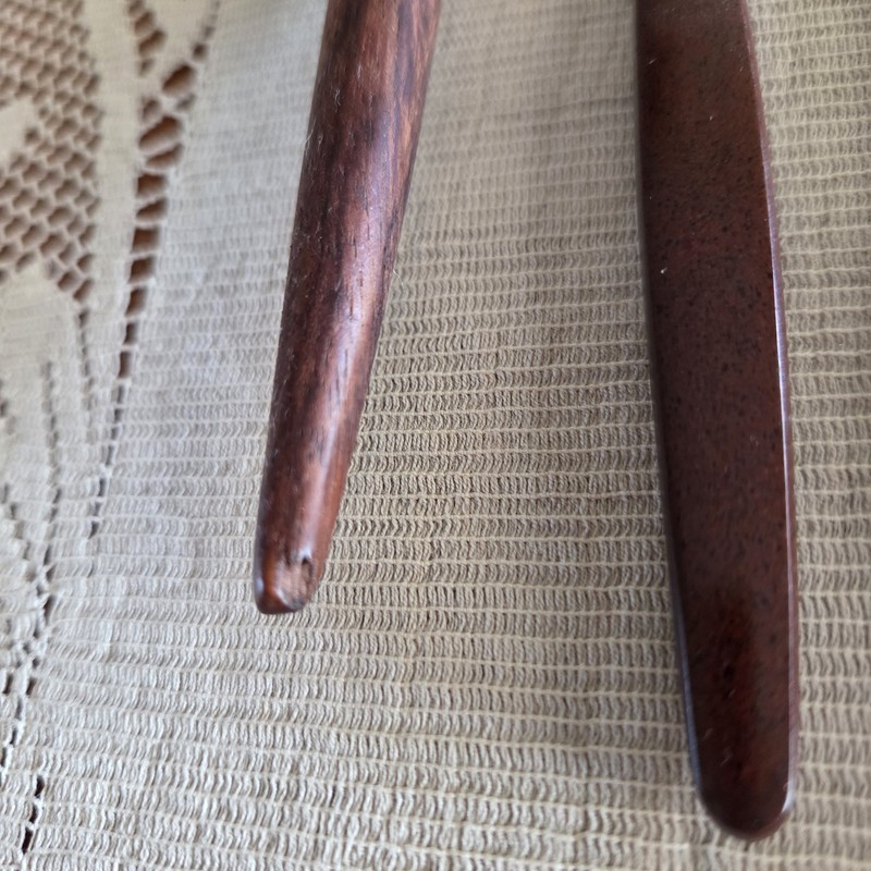 Vtg Pyramid Wood Tone Handle Flatware 4 Spoons, 4 Knives, 1 Salad Spoon MCM gallery