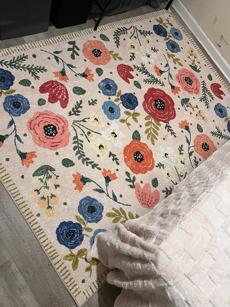 Floral & Nature Multicolor Rectangle Area Rug for Bedroom