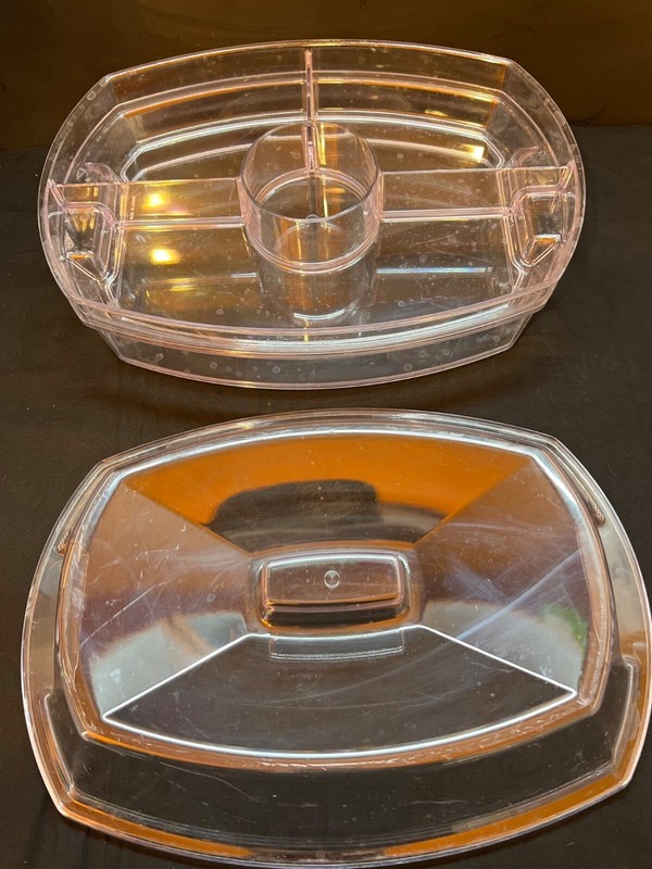 Clear Plastic Chiller Veggie Tray With Lid & Dip Cup gallery