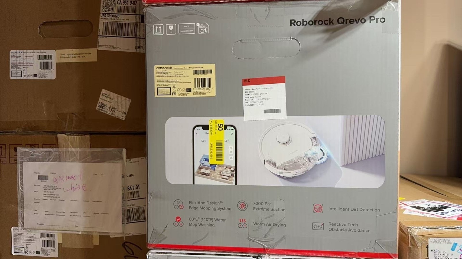 Roborock Qrevo Pro Robot Vacuum and Mop with FlexiArm Edge Mopping gallery