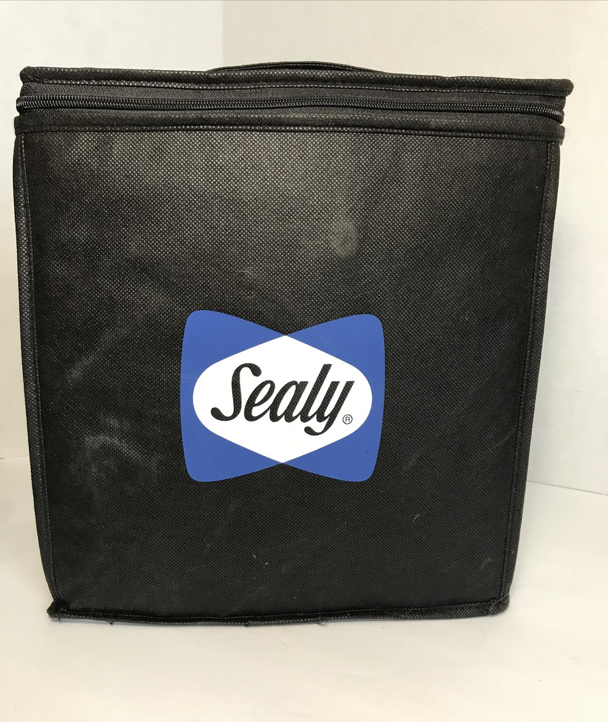SEALY QUEEN ALLERGY MATTRESS PROTECTION 60"X 80" WHITE Zip closure gallery