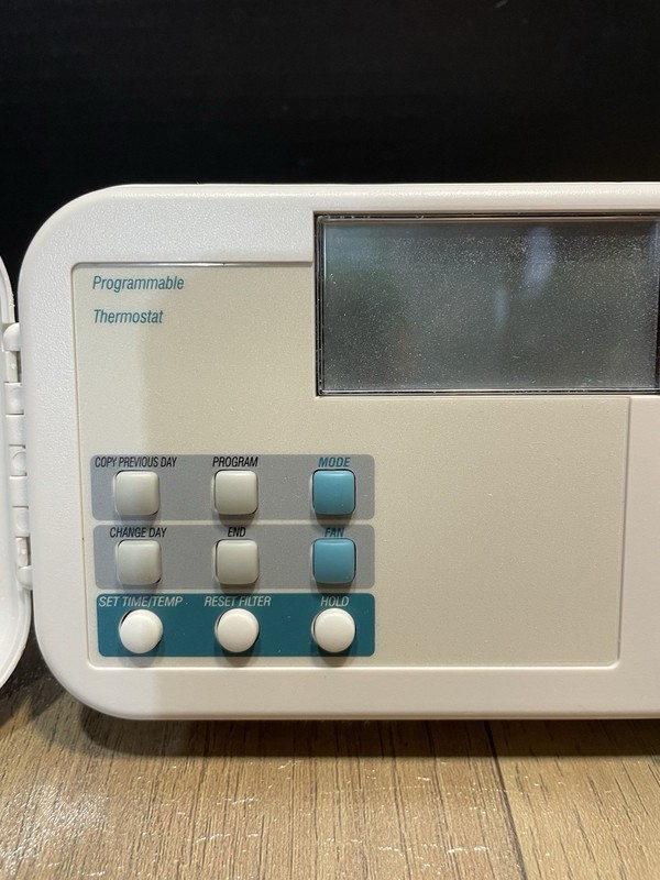 CARRIER 7 Day Programmable Thermostat Control Model TSTATCCPHPO1-B gallery