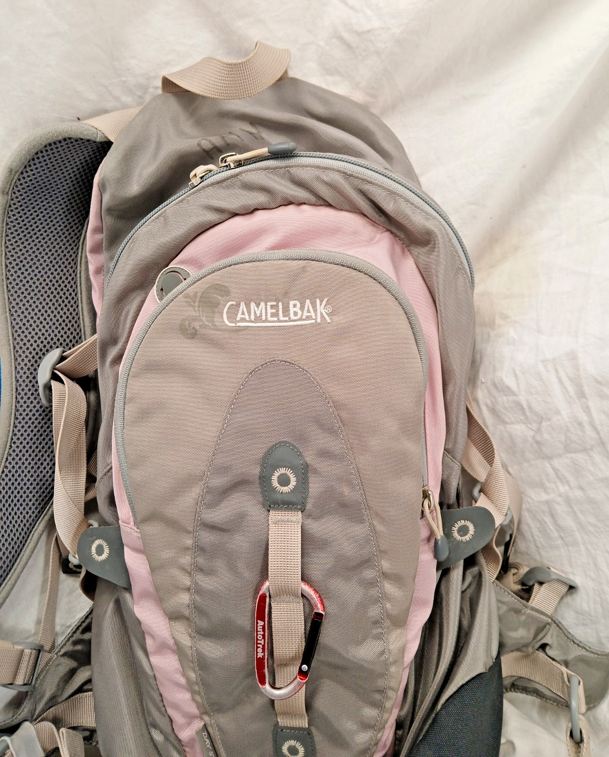 Camel Back Pink And Grey, with a bladder 3