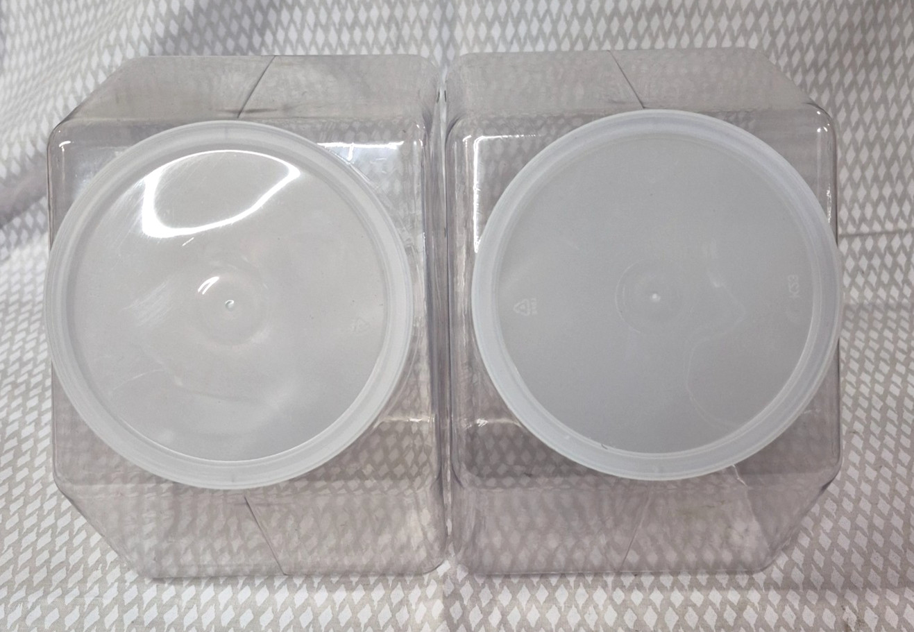 2 x Large Clear Plastic Storage Containers With Lids L8" x H9" x W5" gallery