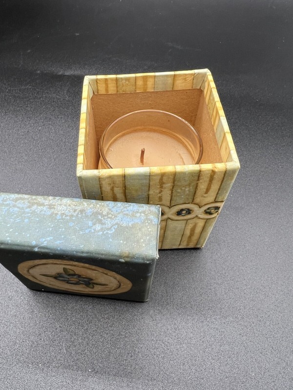 Gift Box With Candle Scentiments You’re Special gallery