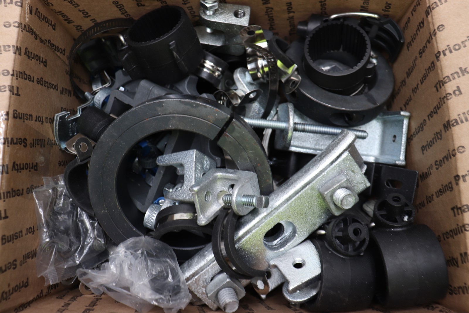 Assorted Clamps 17 lbs gallery