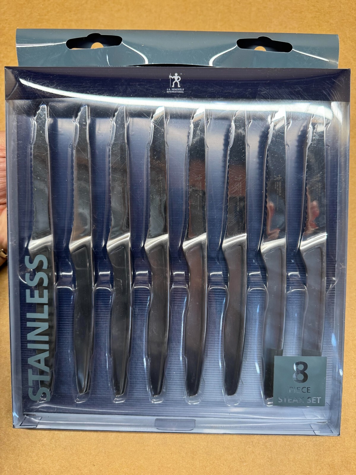 HENCKELS Razor-Sharp Steak Knife Set of 8 gallery