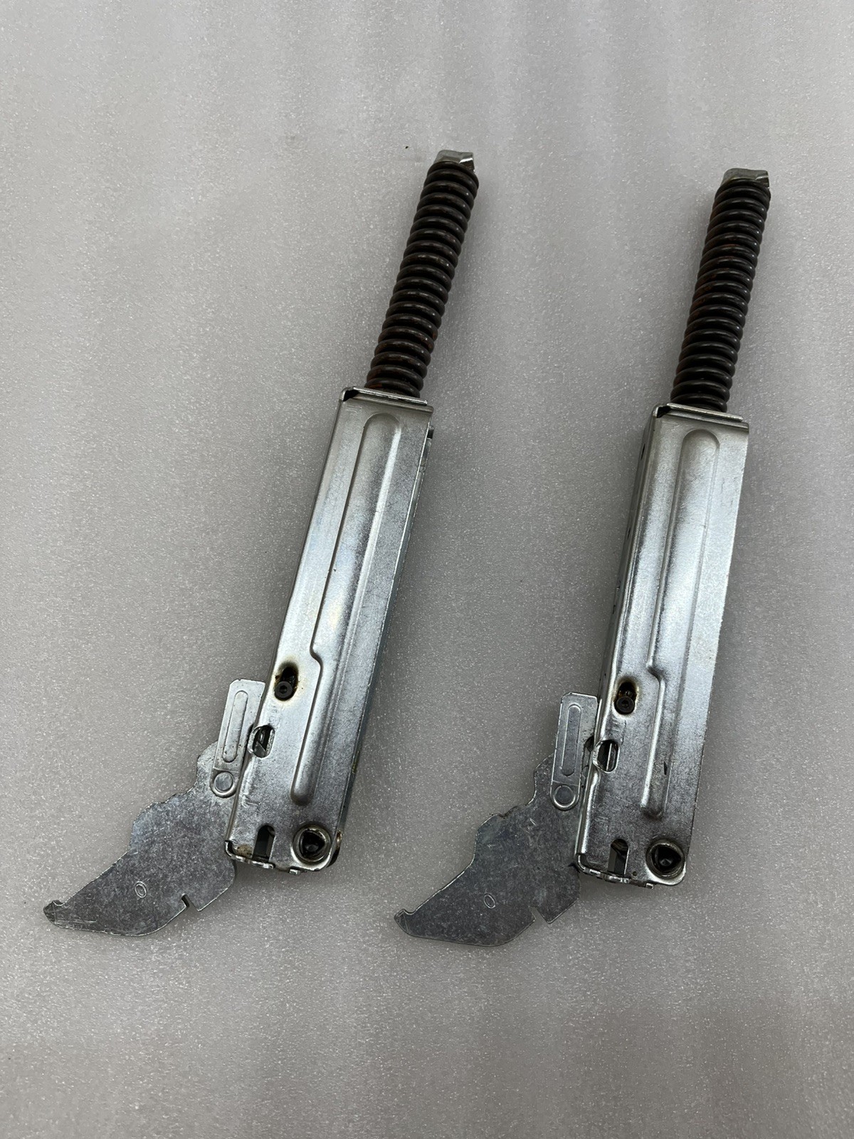 Genuine ELECTROLUX Built-In Oven, Hinge Set of 2 # 318900601 gallery