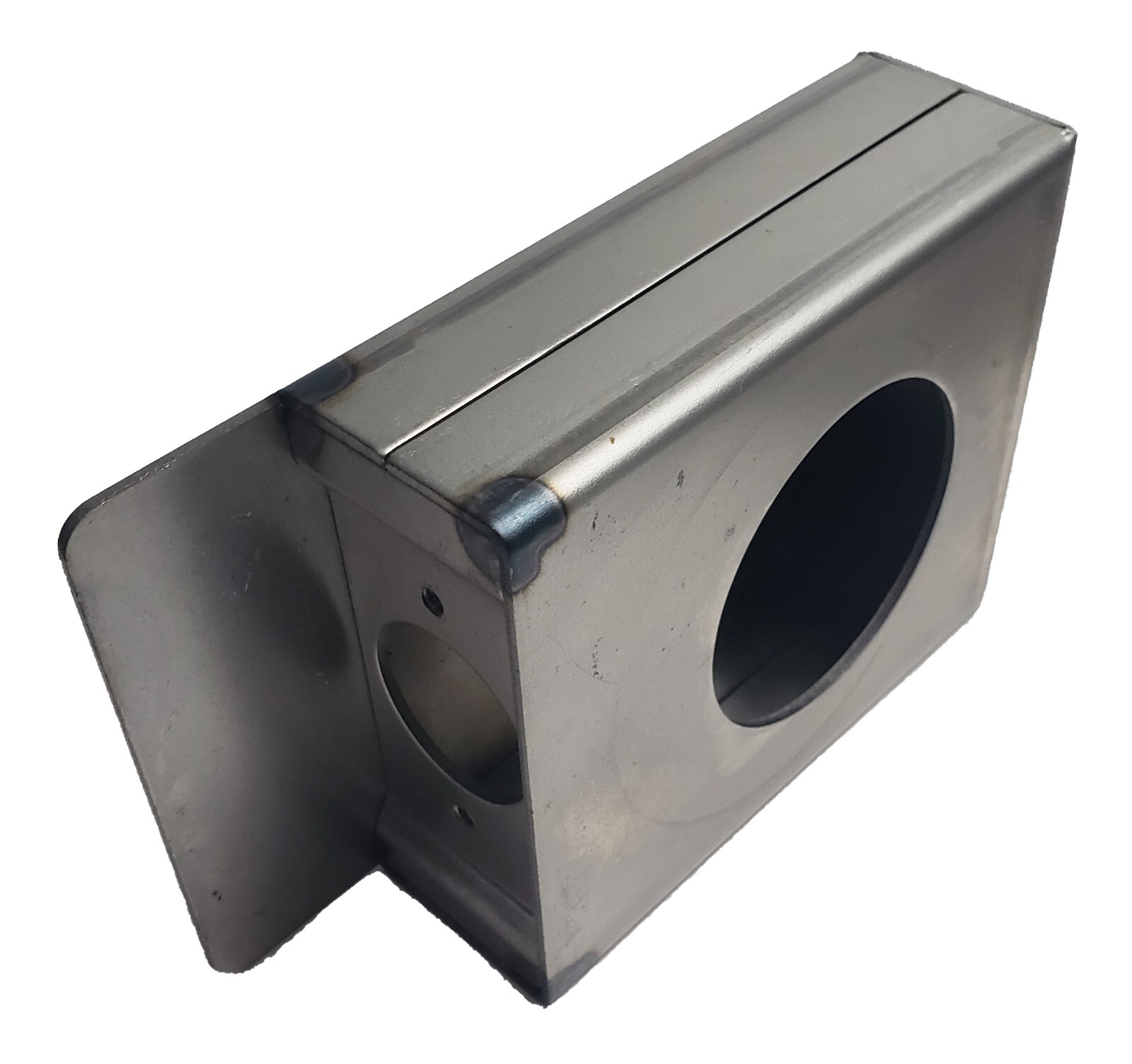 1 1/2" Single Hole Weldable Steel Lockbox for Doors and Gates (Fits most Locks) gallery