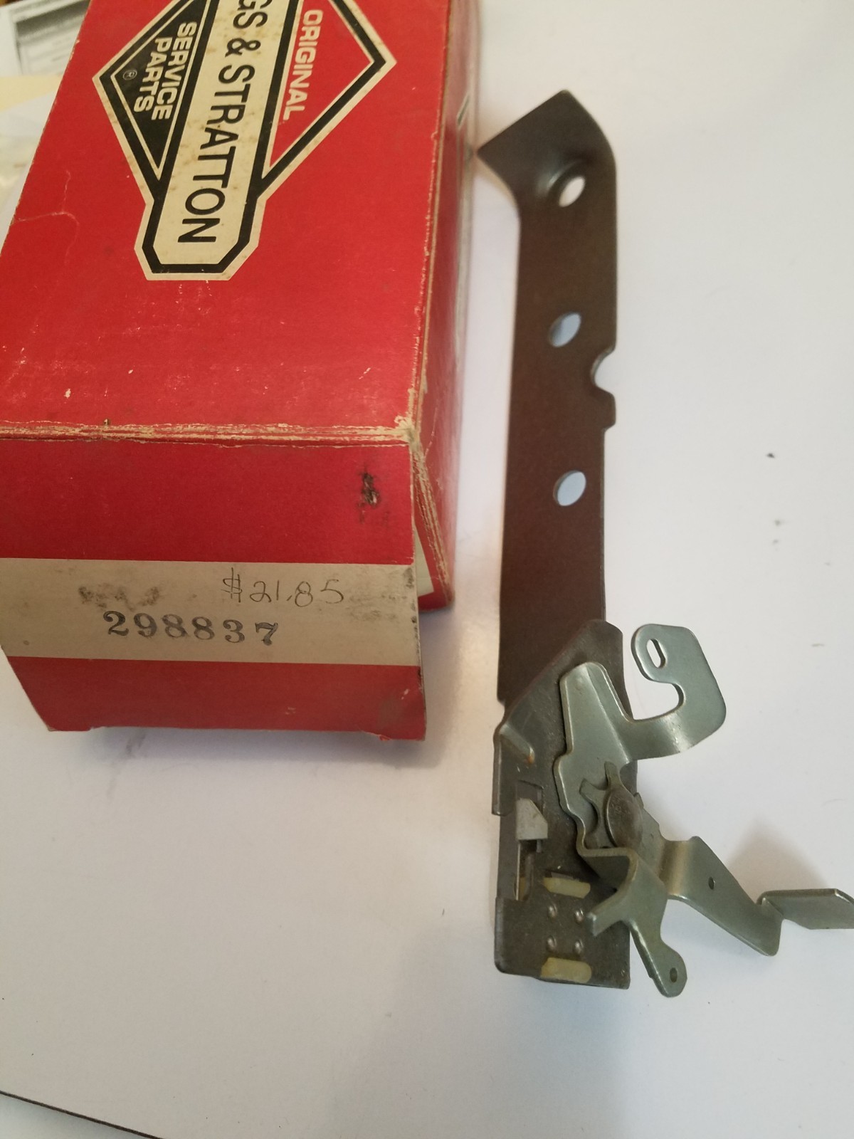 Briggs & Stratton Control Bracket 298837 - OEM Packaging - NEW - AA2A gallery