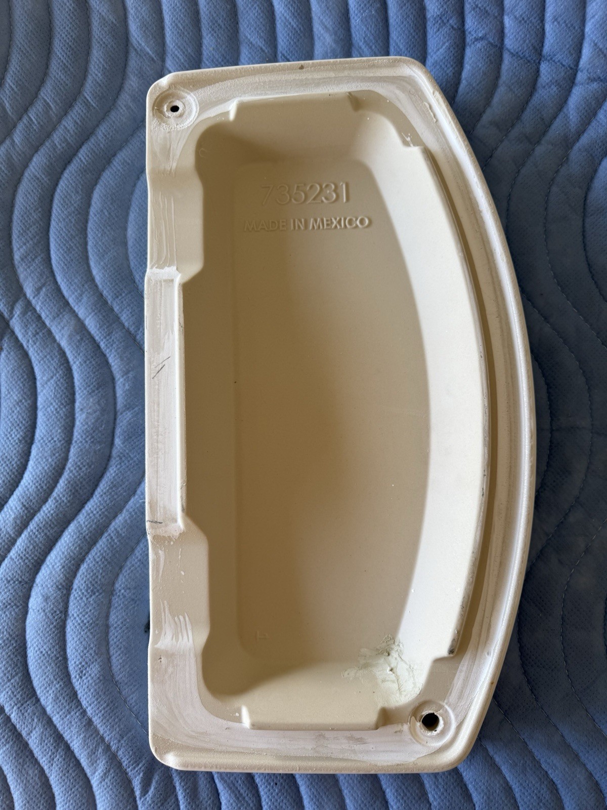American Standard Replacement Toilet Tank Lid 735231 White/beige Made In Mex gallery