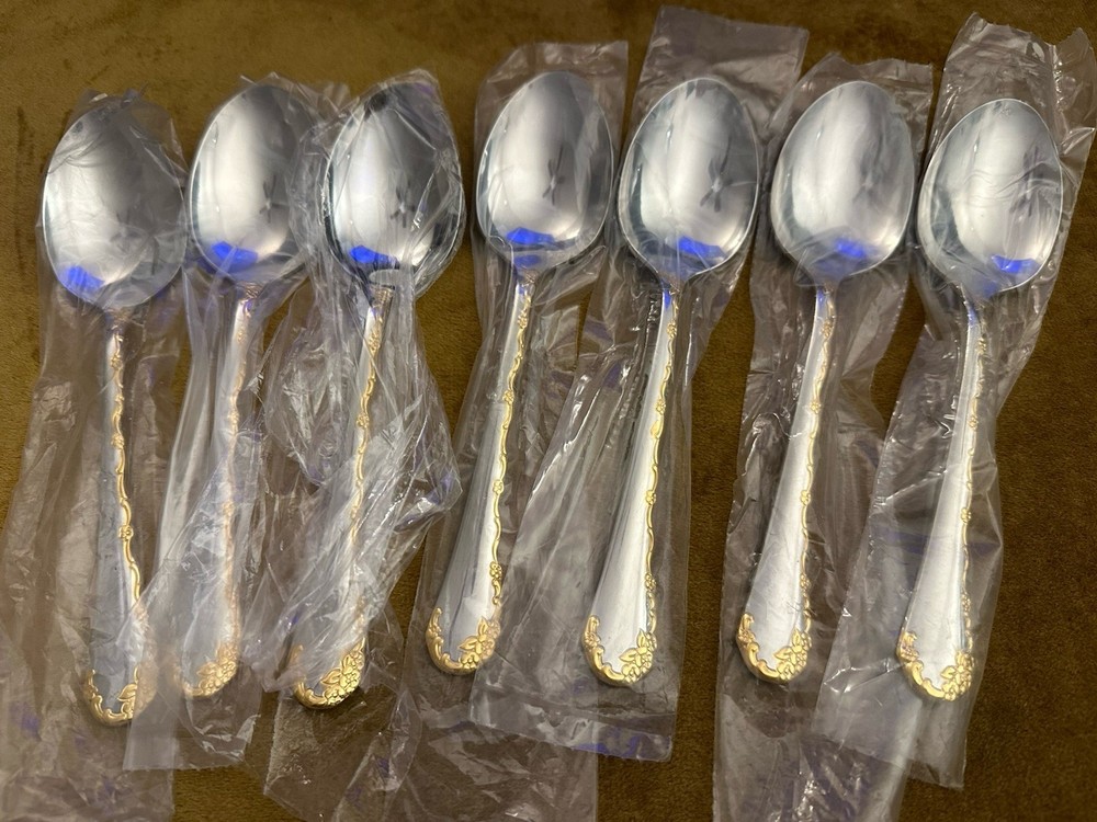 (7) DINNER/SOUP SPOONS Oneida Community GOLDEN BELLE ROSE Stainless Flatware