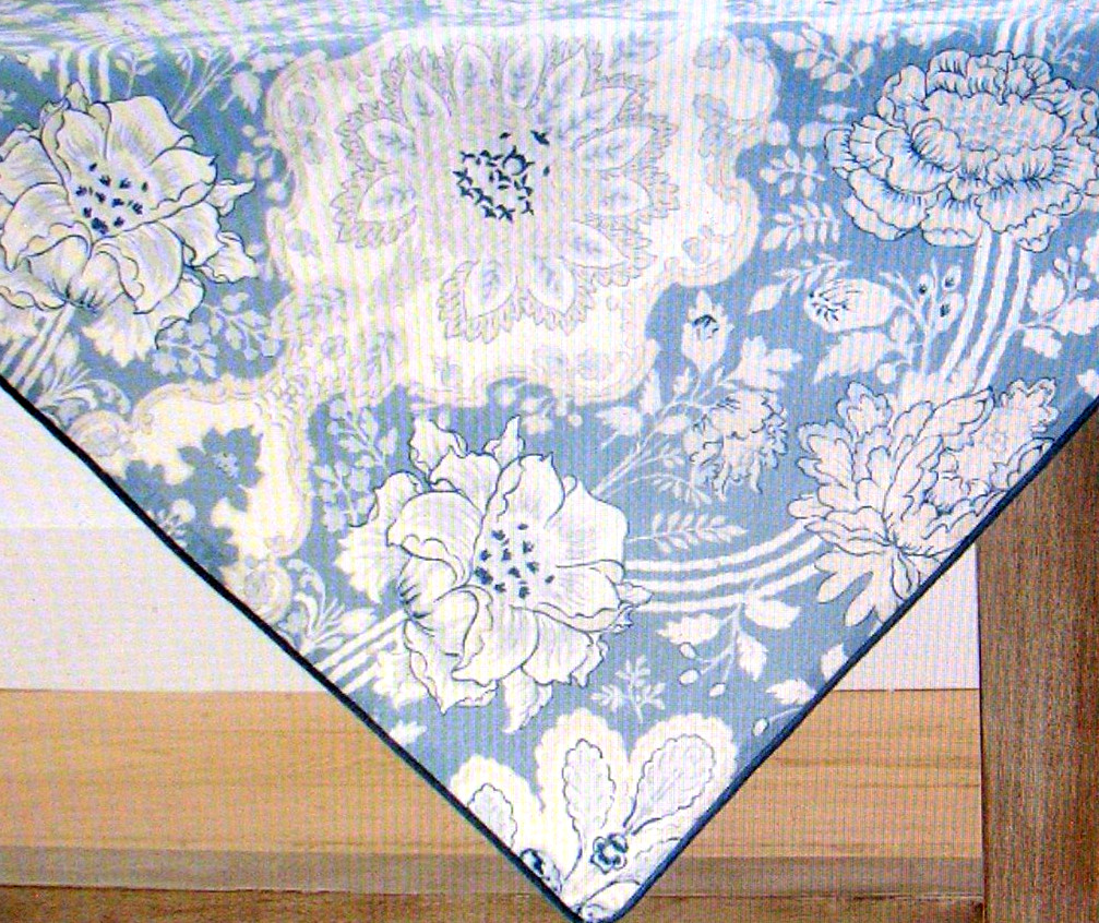 POTTERY BARN KRAVET ARBORETUM 50" TABLE THROW 85% COTTON 15% LINEN BLUE N/WTGS gallery