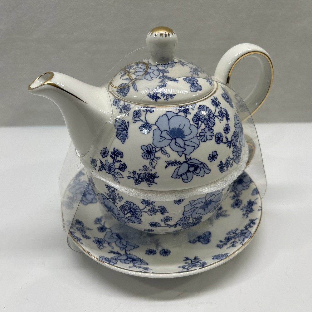 Grace Teaware Tea For One 4 Piece Set Blue Floral Porcelain BRAND NEW!