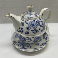 Grace Teaware Tea For One 4 Piece Set Blue Floral Porcelain BRAND NEW!