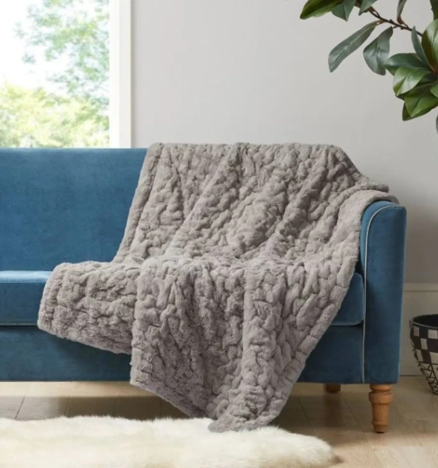 Ruched Faux Fur Throw Blanket Gray gallery