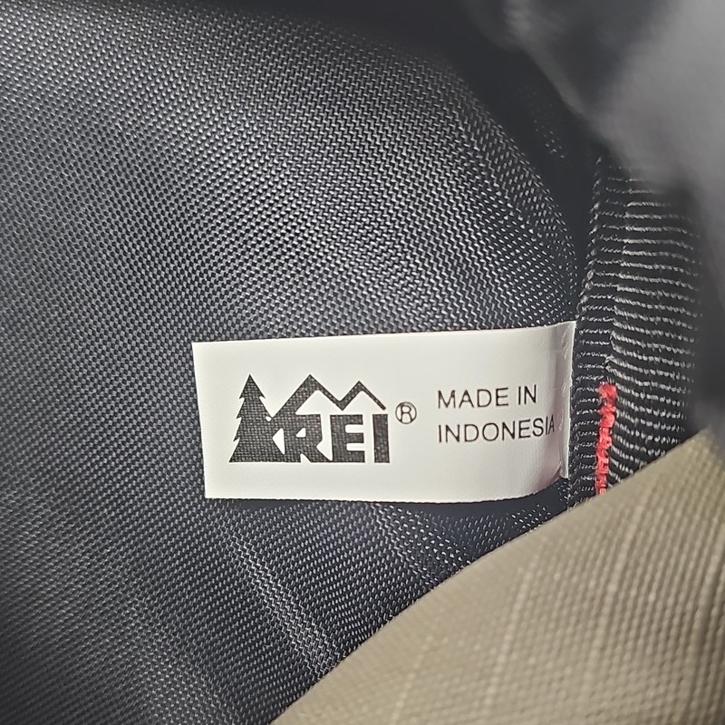 REI Half Dome Internal Frame Backpack Hiking Camping Olive Black 2
