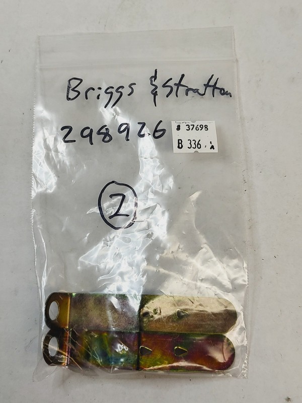 Briggs & Stratton 298926 Stop Switch-SP Plug NOS 2pcs gallery