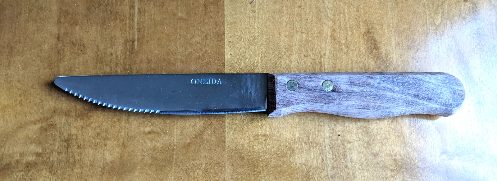 Oneida Serrated Steak Knife BUY 1 OR MORE Large Wood Handle 5" Blade gallery