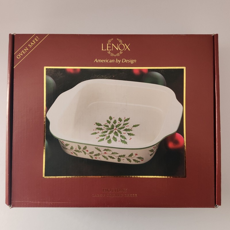 LENOX Holiday Large Square Baker American by Design Christmas Holly 11.25" NIB gallery