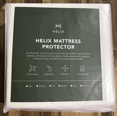 Helix mattress protector – Full size, new
