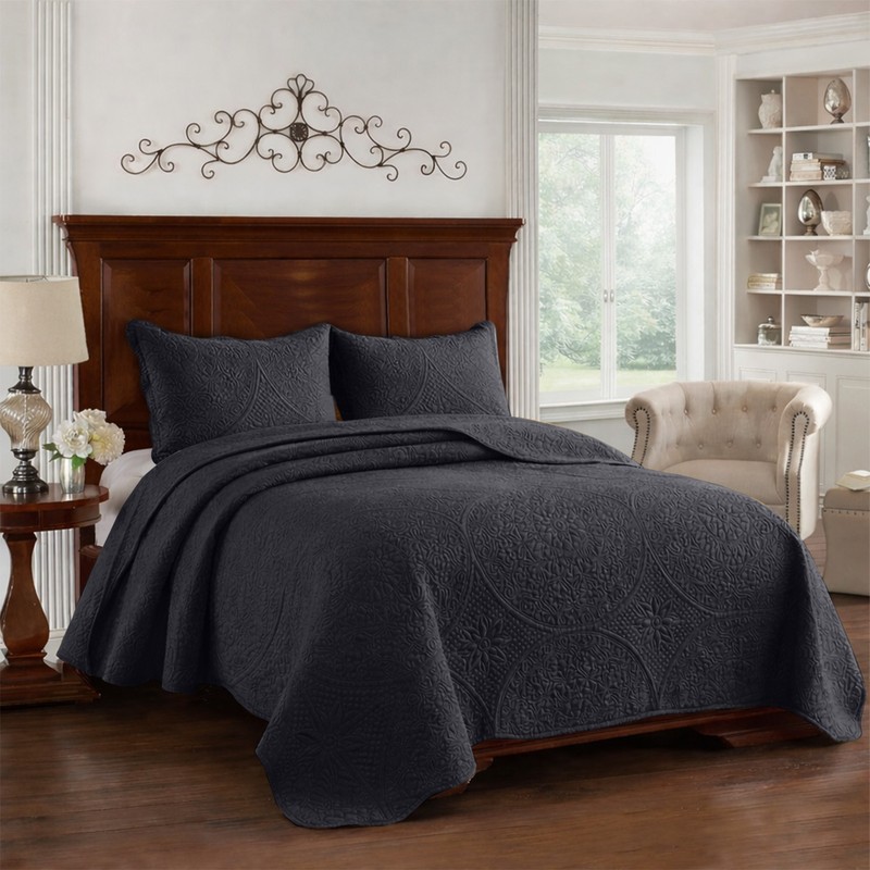 Soft Quilted Coverlet Throw Embossed Bedspread with Pillow Shams Twin Queen King gallery