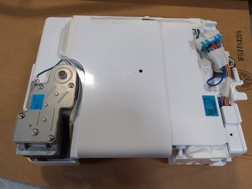OEM LG EAU60783840 Ice Maker Assembly gallery