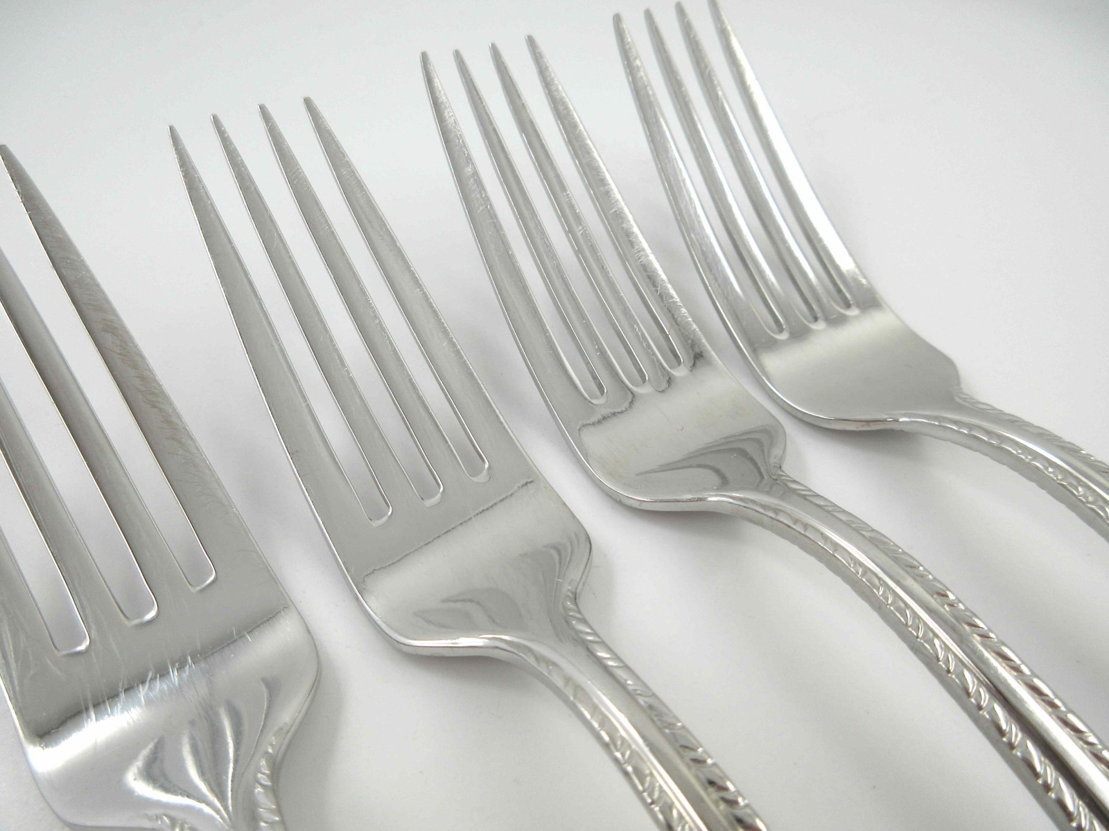 Reed & Barton DOMAIN - ROPE EDGE 4 Dinner Forks Glossy 18/10 Stainless Steel gallery