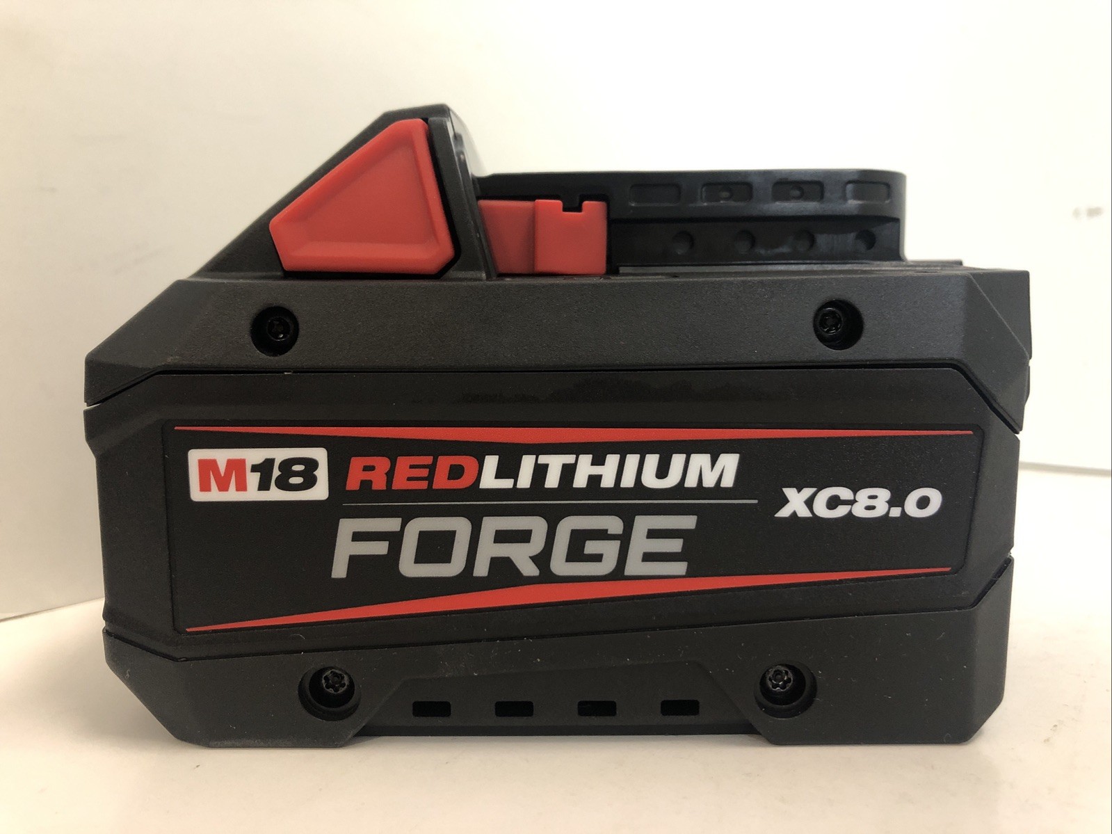Milwaukee M18 Red Lithium XC8.0 FORGE Battery - 48-11-1881 gallery