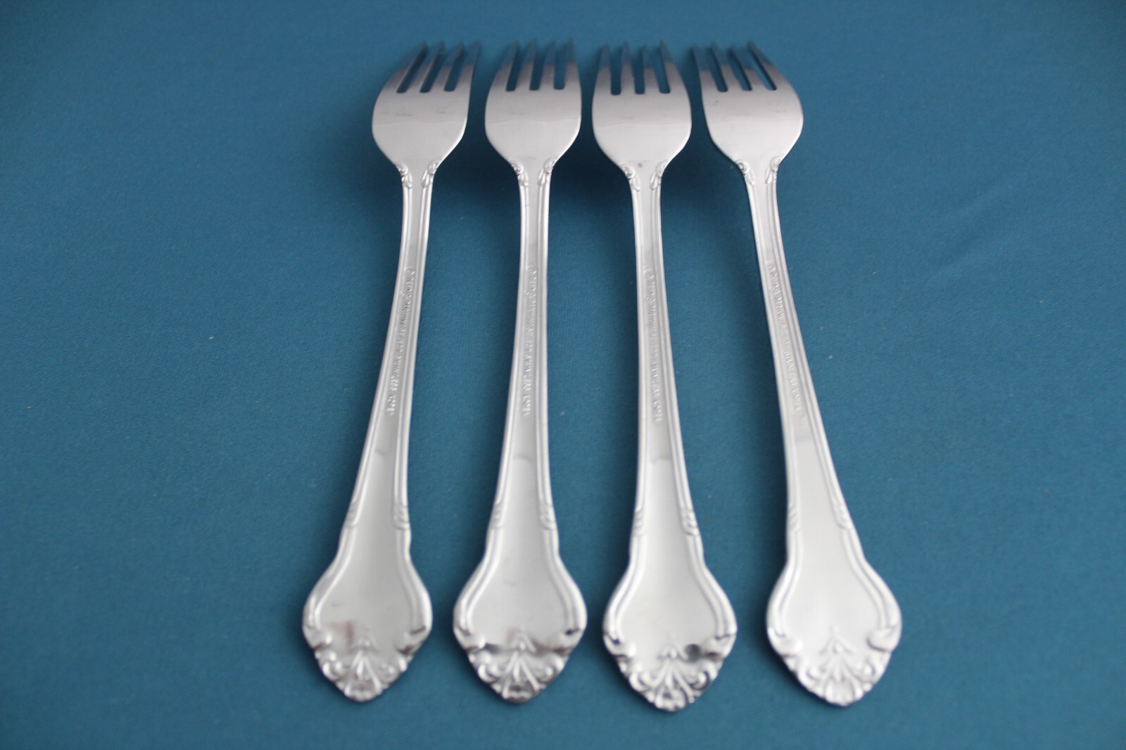 Reed Barton Select ELEGANTE Dinner Forks (Set of 4) Stainless Korea 7 5/8" gallery