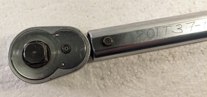 Snap- On 1/2" Drive Micrometer Click-Type Torque Wrench, Knurled Handle gallery