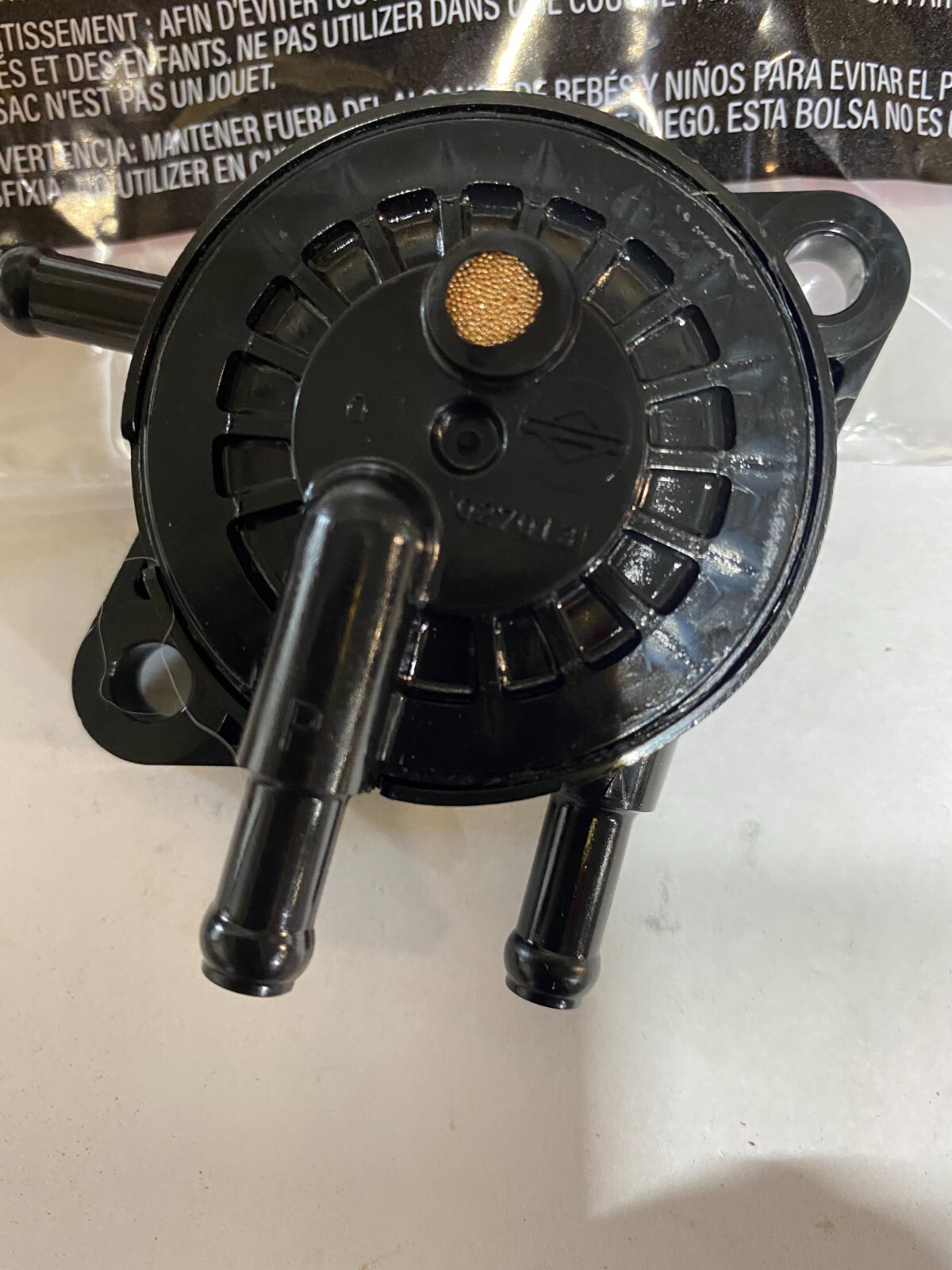 NEW GENUINE OEM BRIGGS & STRATTON FUEL PUMP PART # 597338 WAS 808656 gallery