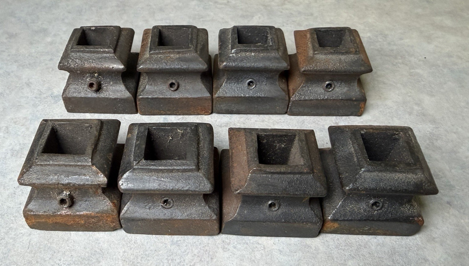 QTY:8 Cast Iron Level Base Baluster Spindle Shoes for 5/8” Square Balusters gallery