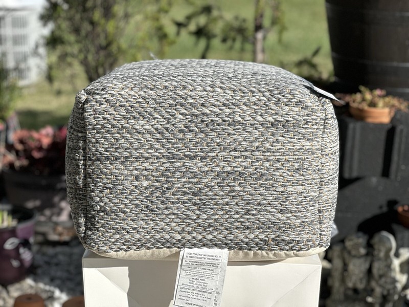 ⚡️NWT Threshold Pouf Ottoman Square Woven Gray Polyester SZ 18"H x 18"L x 12"W gallery
