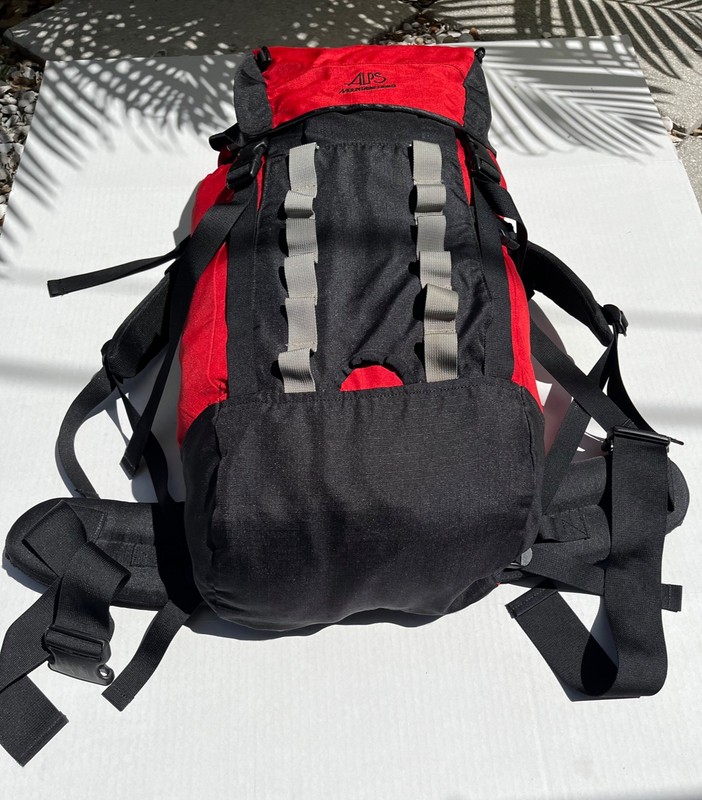 ALPS MOUNTAINEERING Internal Frame BACKPACK Camping Backpacking RED BLACK 50 LTR 3