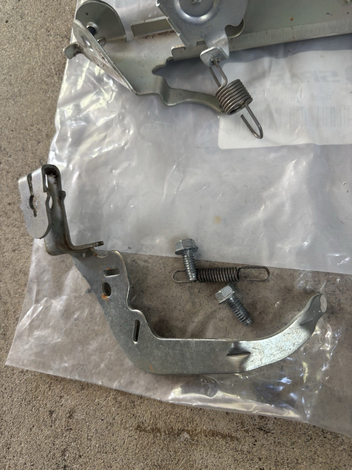 Briggs & Stratton Control Bracket Governor Control Arm 798916 798856 594918 gallery