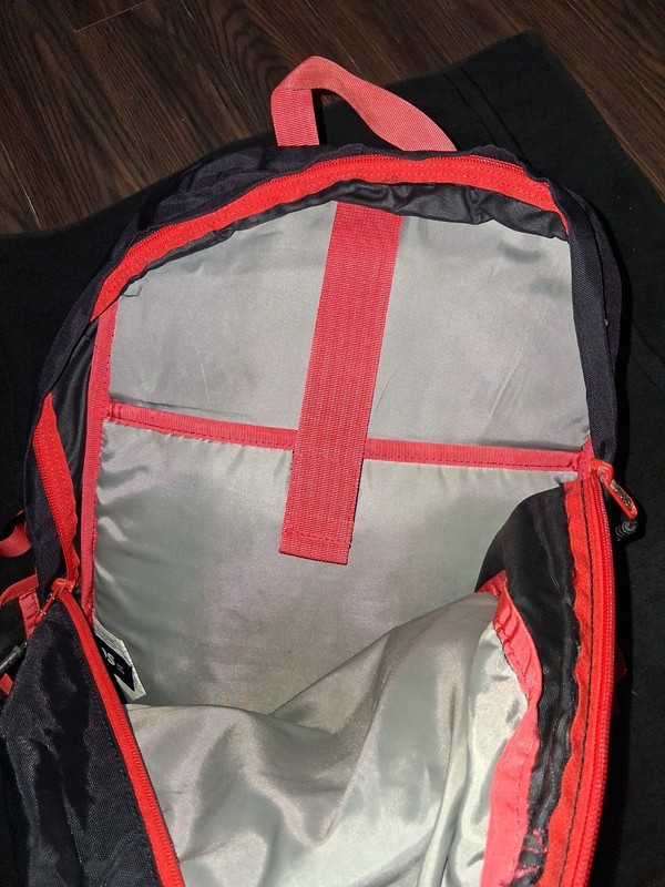Timbuk2 Hiking Backpack Black Red Adjustable Straps Padded Back Compartments 4