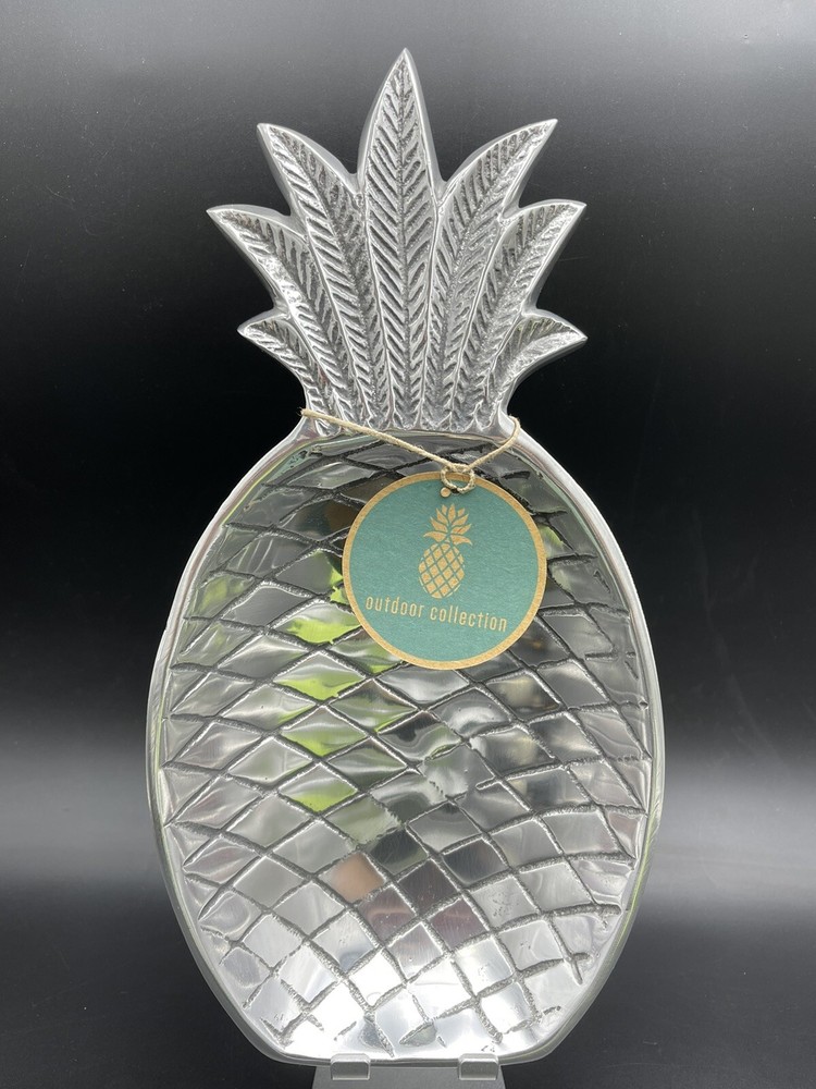 Outdoor Collection Silver Pineapple Shaped Platter Tray Decoration 12"x 6"