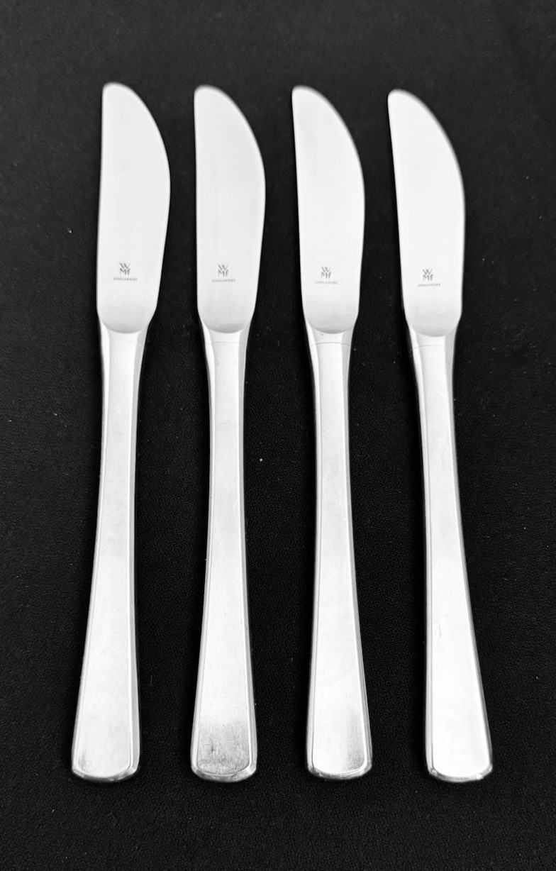 WMF Cromargan Stainless DOMUS Brasilia Set of 4 DINNER KNIVES 8 1/2" Singapore gallery