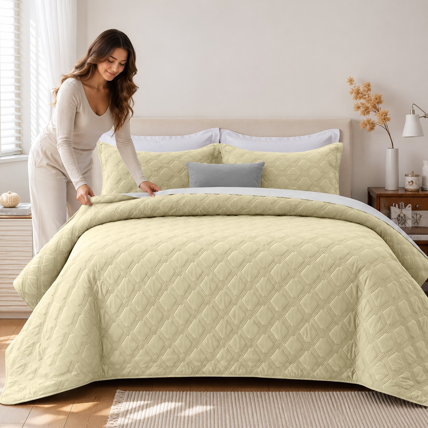 3 Piece Bedspread Set Elegant Geometric Pattern Reversible Coverlet Luxury Quilt gallery