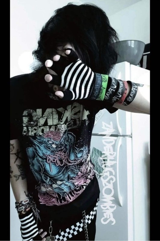 Striped Fingerless Gloves [Multiple Colors Available] gallery
