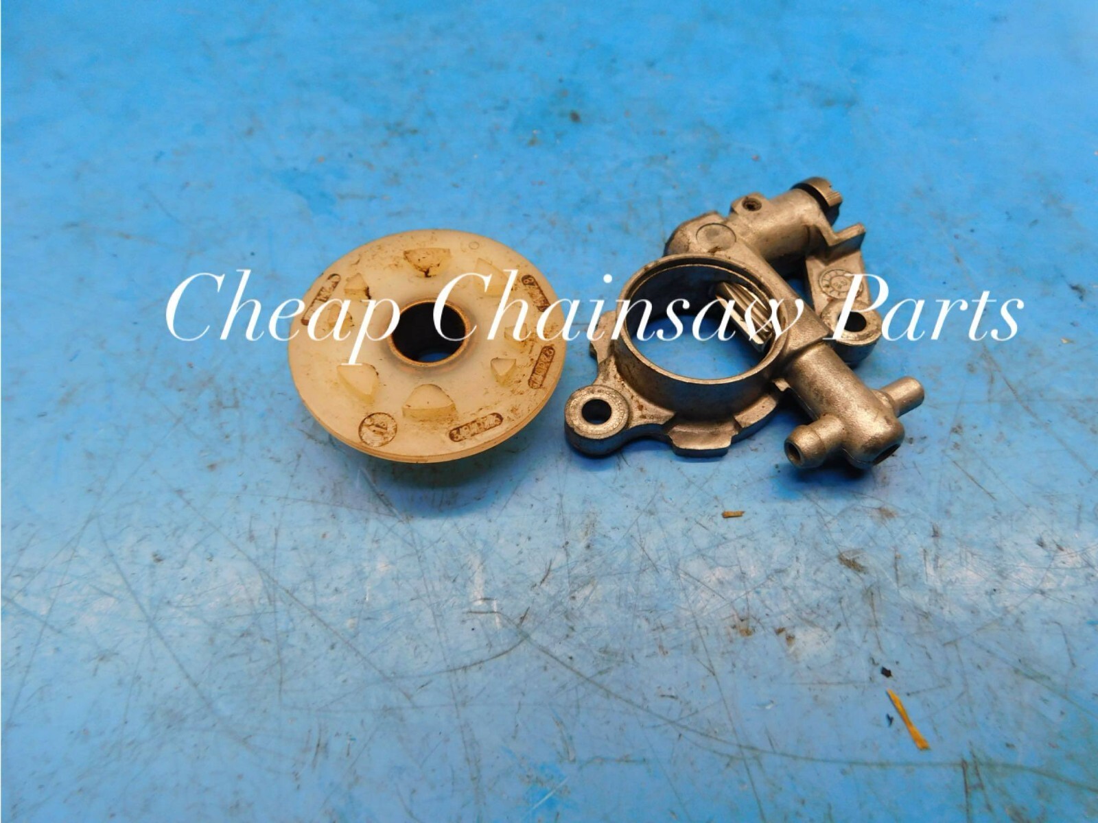 OIL PUMP FOR STIHL MS201TC CHAINSAW --- BOX 5076 P gallery