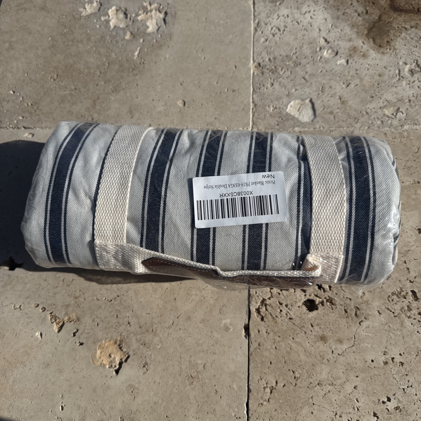 Waterproof Picnic Blanket Portable with Carry Strap for Beach Mat or Family O... gallery