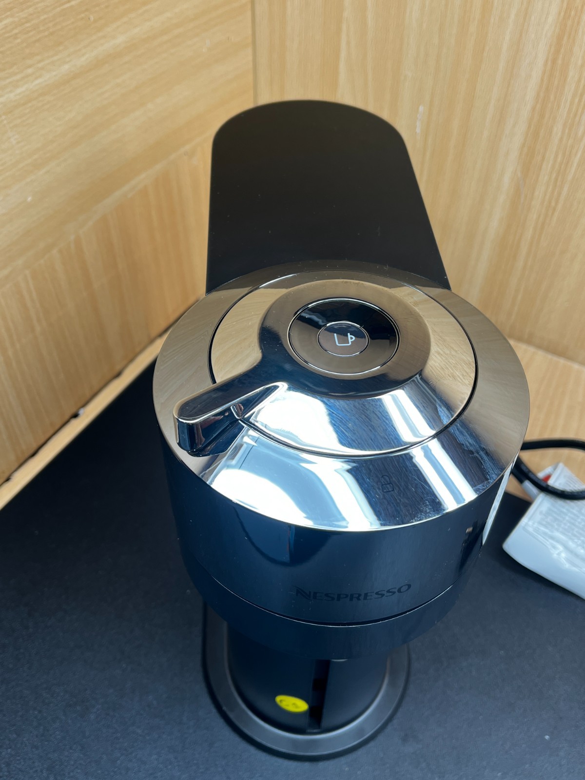 Nespresso Vertuo Next Deluxe Coffee Dark Chrome gallery