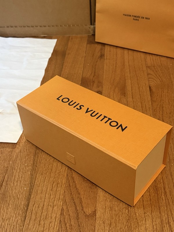 100% Authentic Louis Vuitton Empty Perfume/Cologne Box, Shop Bag, Shipping Box gallery