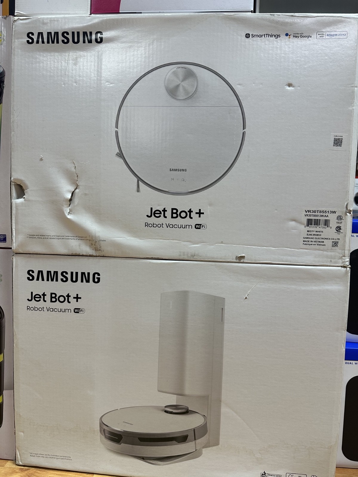 Samsung Jet Bot+ Robotic Vacuum Cleaner with Clean Station gallery