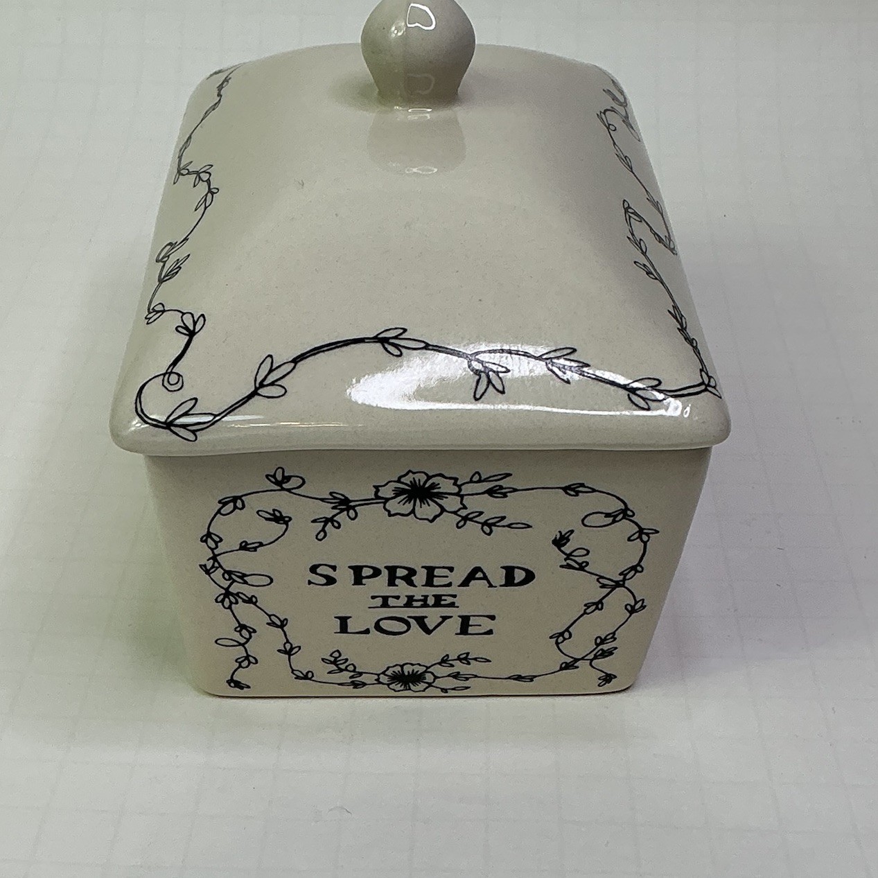 Creative Co-op SPREAD THE LOVE Covered Butter Keeper Dish Country NEW gallery