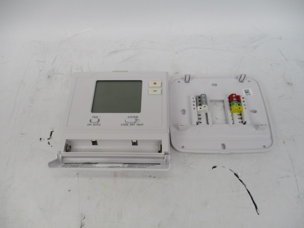 Pro1 AQ T701 Digital Non-Programmable Thermostat 1 Heat/1 Cool/On-Auto Stages