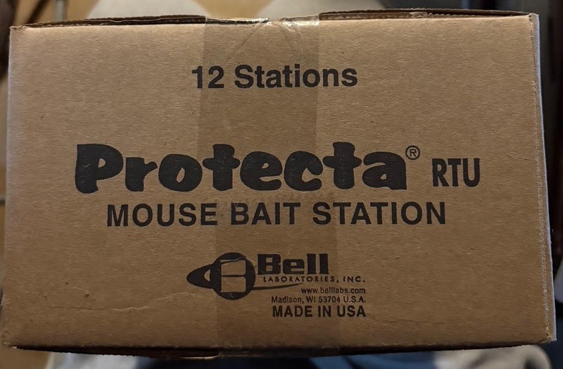 Protecta RTU Mouse Bait Station (12 pack) Tamper Resistant Mouse Stations w/Key gallery